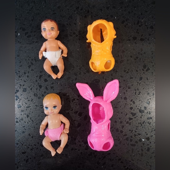 Barbie Set - Picture 2 of 2